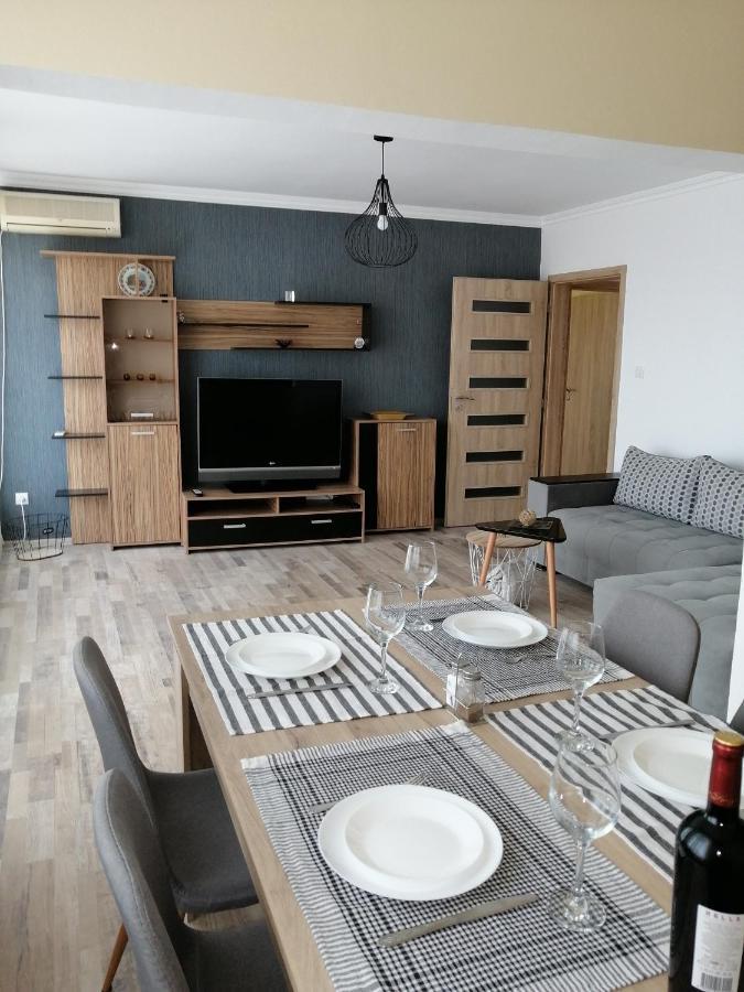 Yanakiev'S Central Apartment 布尔加斯 外观 照片