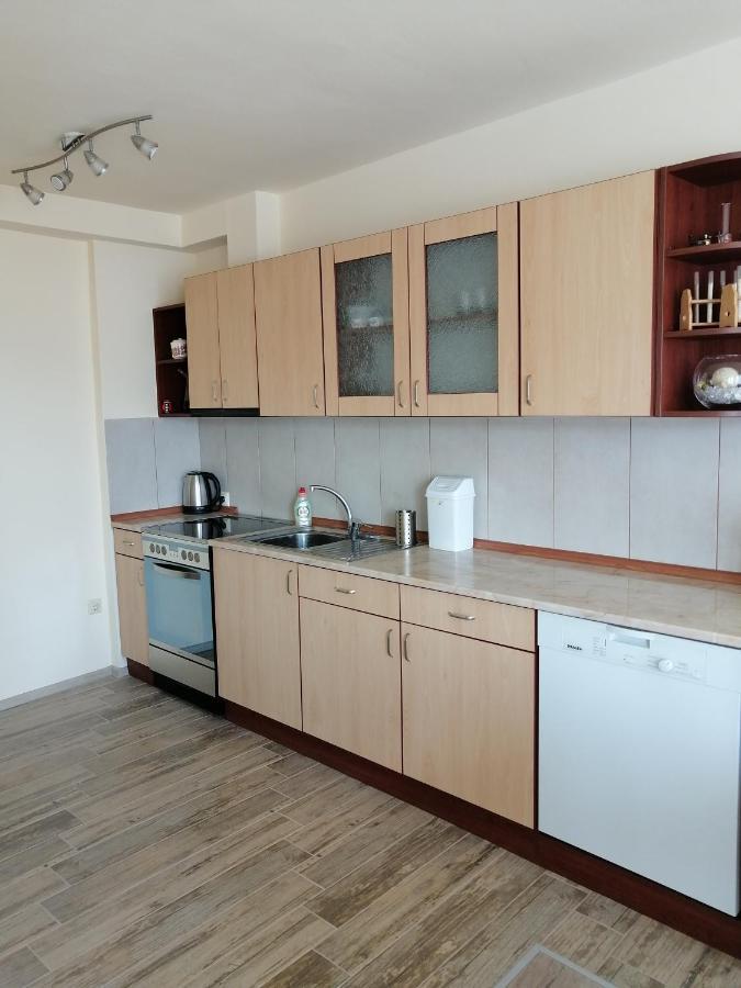 Yanakiev'S Central Apartment 布尔加斯 外观 照片